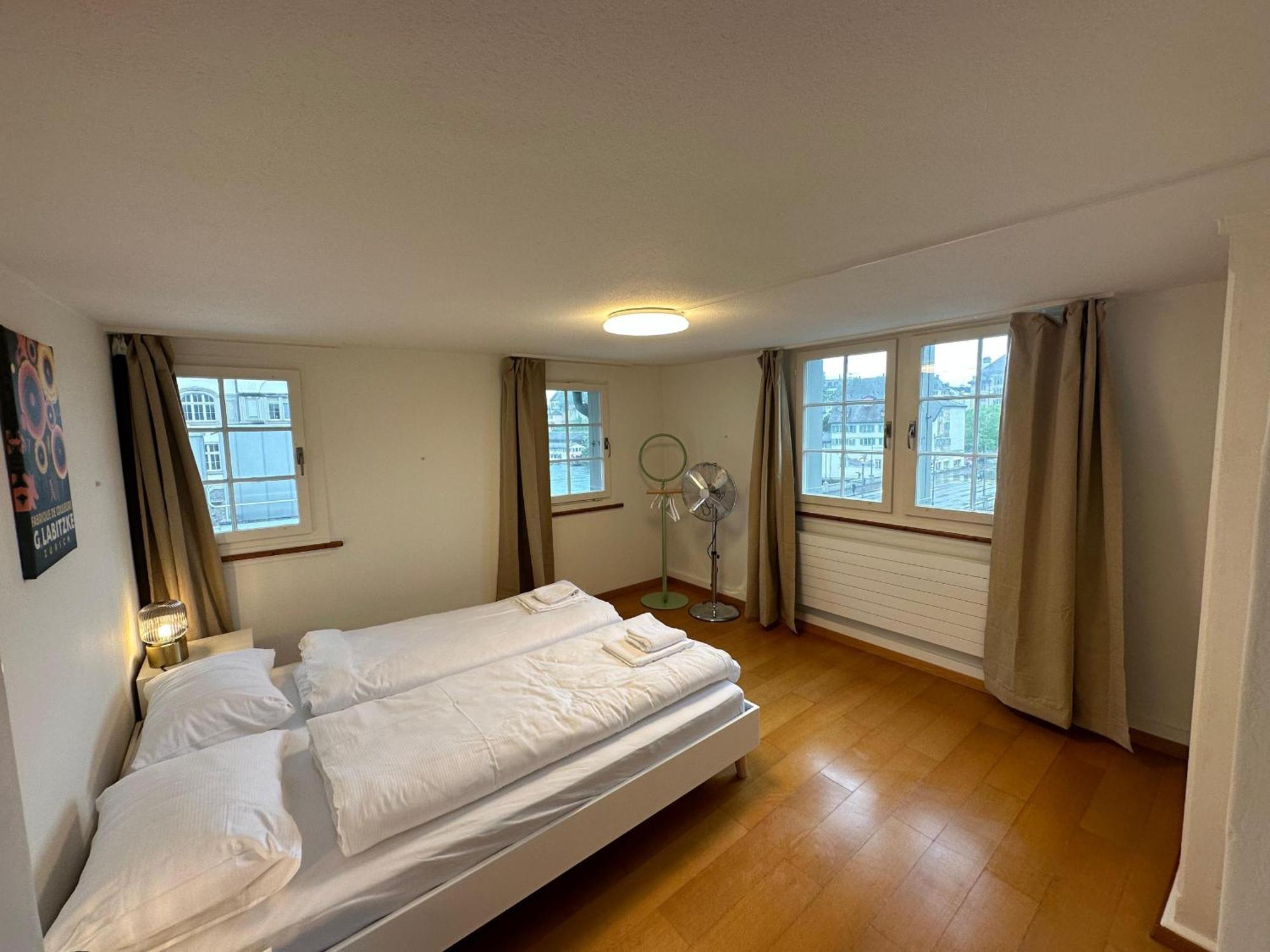 Hitrental Limmatquai Apartment チューリッヒ エクステリア 写真