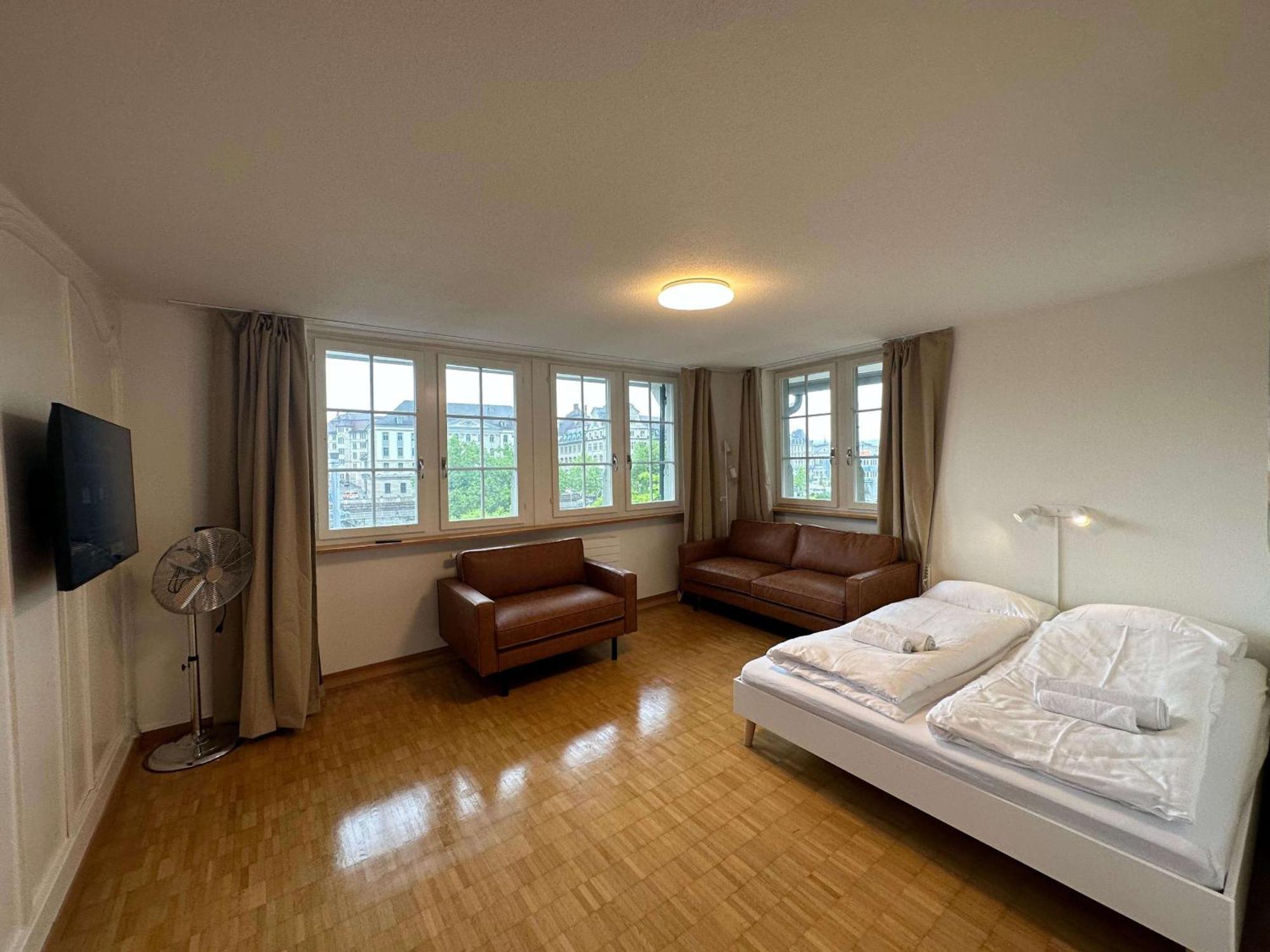 Hitrental Limmatquai Apartment チューリッヒ エクステリア 写真